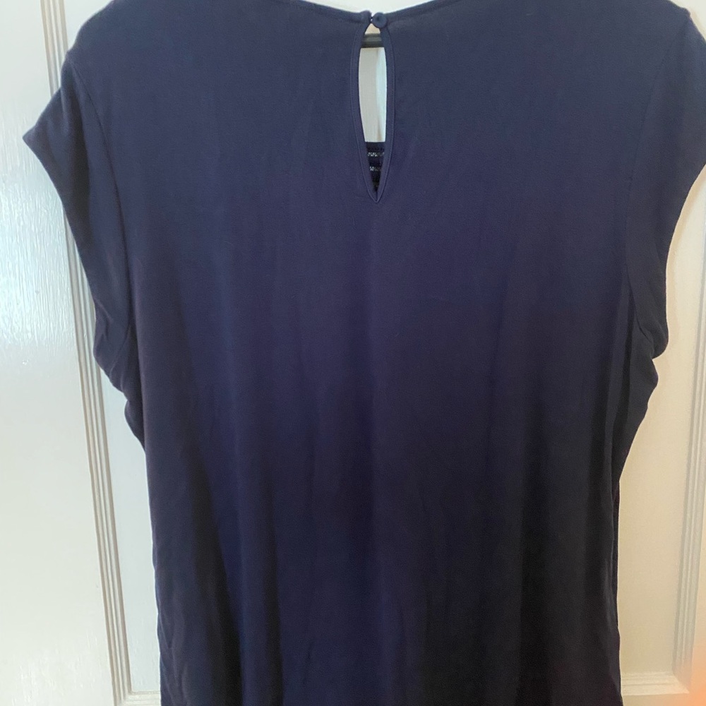 Daniel Rainn Navy cap sleeve scoop neck top with crochet detail size XL EUC - Picture 2 of 4